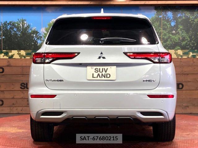 Mitsubishi OUTLANDER PHEV 2022-07 7250117-14
