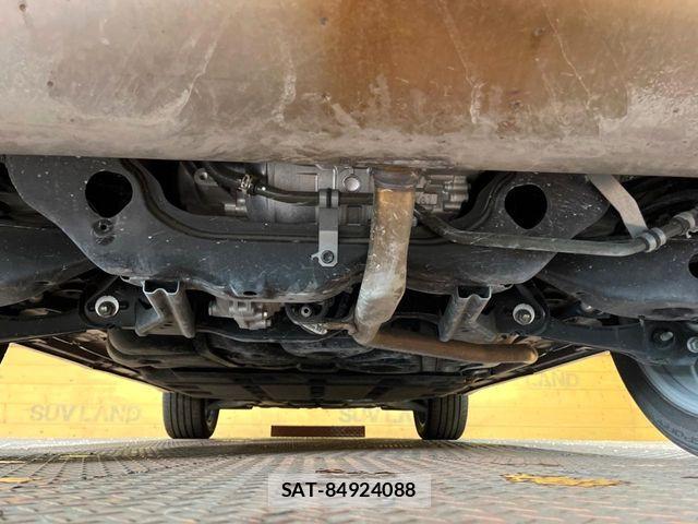 Mitsubishi OUTLANDER PHEV 2023-03 7250112-19
