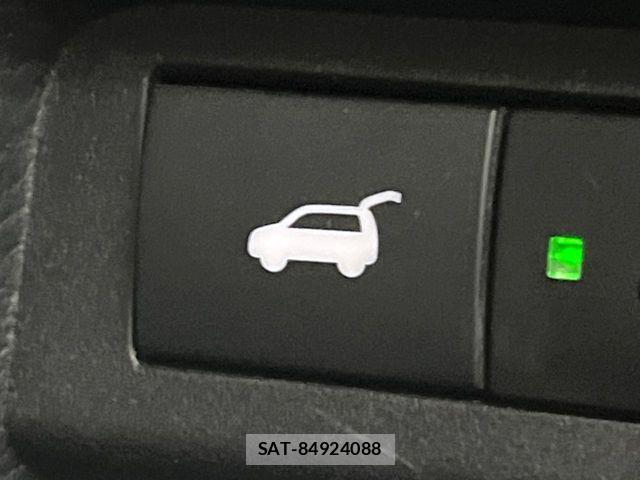 Mitsubishi OUTLANDER PHEV 2023-03 7250112-6