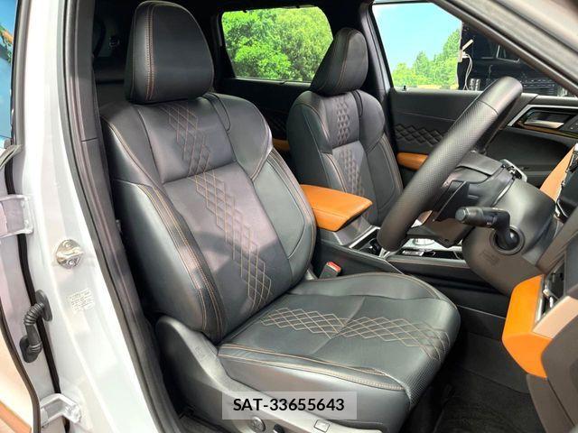 Mitsubishi OUTLANDER PHEV 2023-05 7272658-9