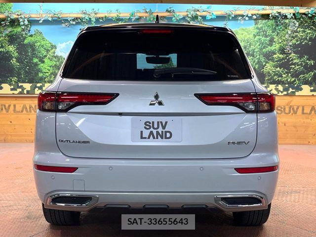 Mitsubishi OUTLANDER PHEV 2023-05 7272658-16