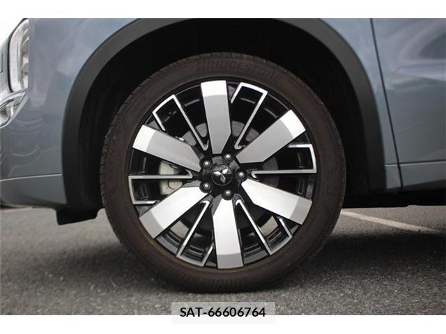 Mitsubishi OUTLANDER PHEV 2024-11 7272657-16