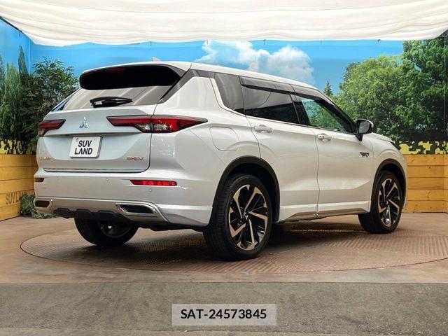 Mitsubishi OUTLANDER PHEV 2022-05 7272659-16