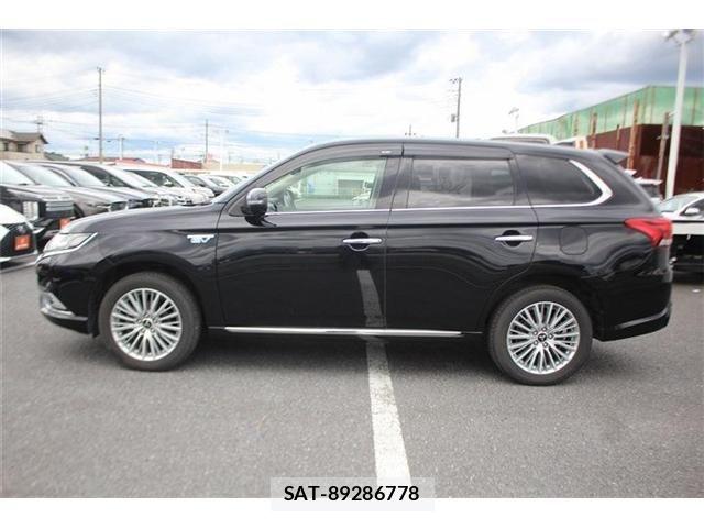 Mitsubishi OUTLANDER PHEV 2019-02 7272666-10