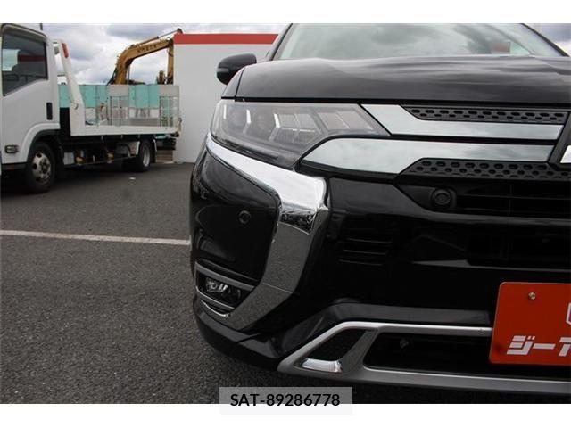 Mitsubishi OUTLANDER PHEV 2019-02 7272666-21