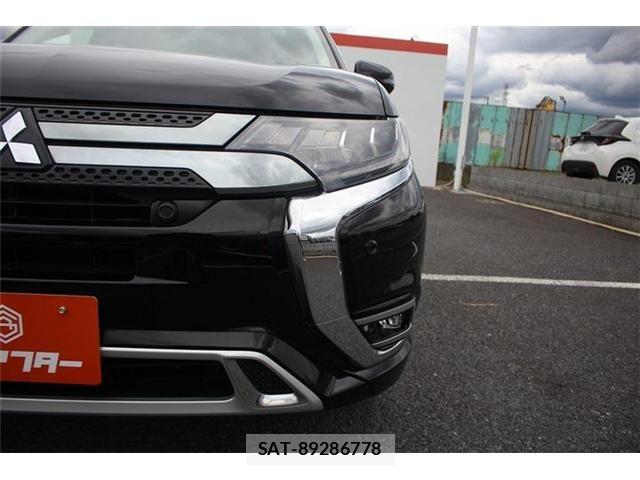 Mitsubishi OUTLANDER PHEV 2019-02 7272666-24