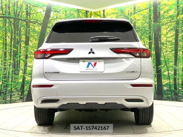 Mitsubishi OUTLANDER PHEV 2022-05 7272660-15