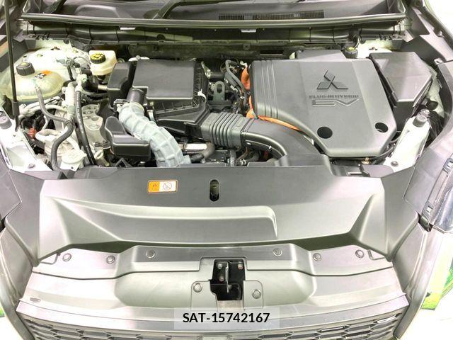 Mitsubishi OUTLANDER PHEV 2022-05 7272660-16