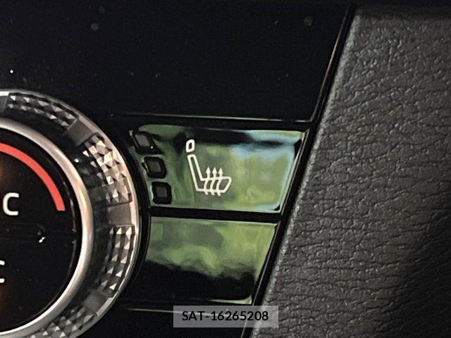 Mitsubishi OUTLANDER PHEV 2022-03 7272665-6