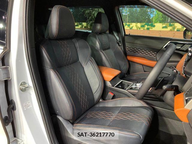 Mitsubishi OUTLANDER PHEV 2022-02 7272661-7