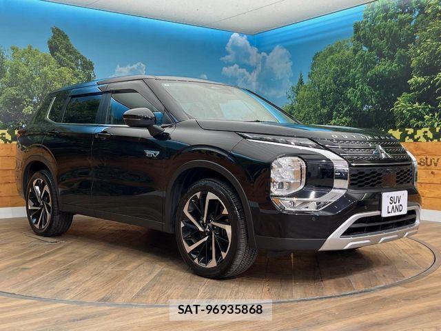 Mitsubishi OUTLANDER PHEV 2023-03 7329230-17