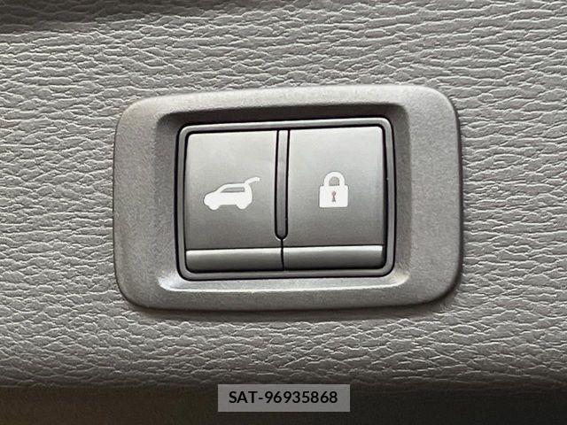 Mitsubishi OUTLANDER PHEV 2023-03 7329230-6