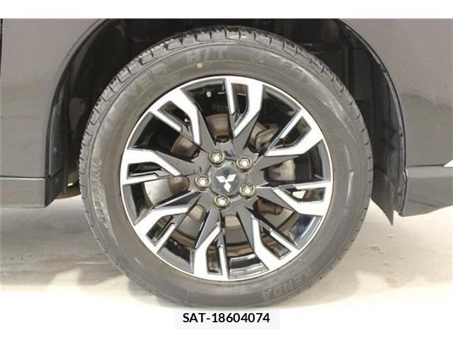 Mitsubishi OUTLANDER PHEV 2015-07 7329236-22