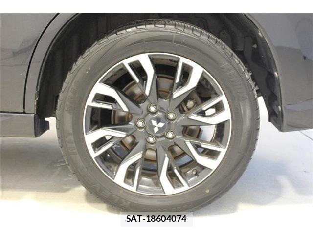 Mitsubishi OUTLANDER PHEV 2015-07 7329236-24
