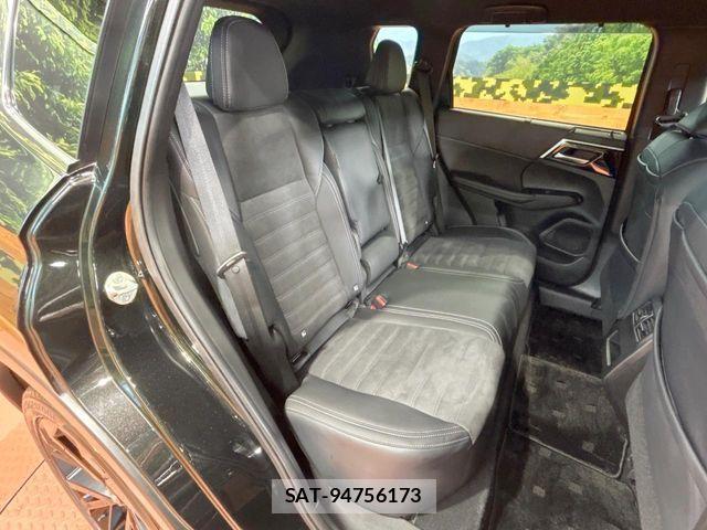 Mitsubishi OUTLANDER PHEV 2023-09 7329228-8