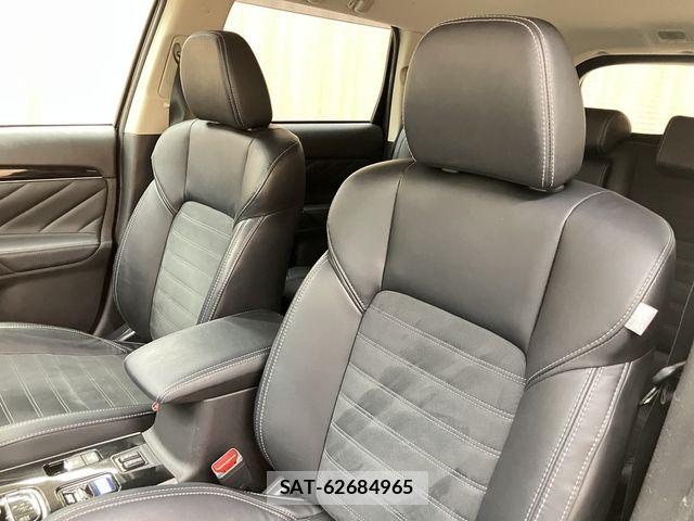 Mitsubishi OUTLANDER PHEV 2018-08 7329234-18