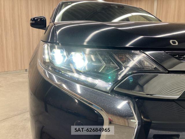 Mitsubishi OUTLANDER PHEV 2018-08 7329234-25