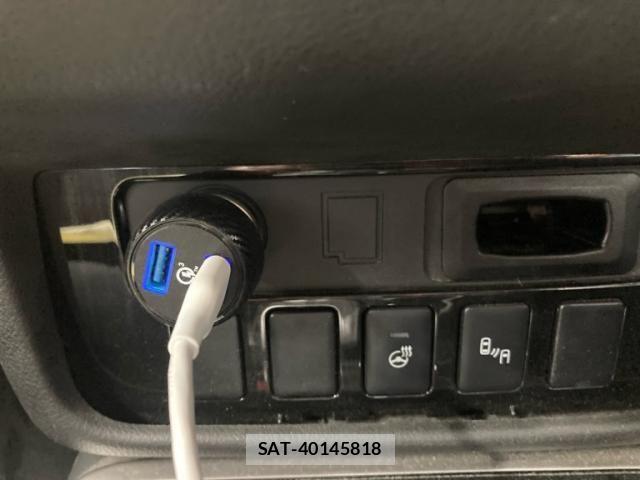 Mitsubishi OUTLANDER PHEV 2017-11 7329231-22