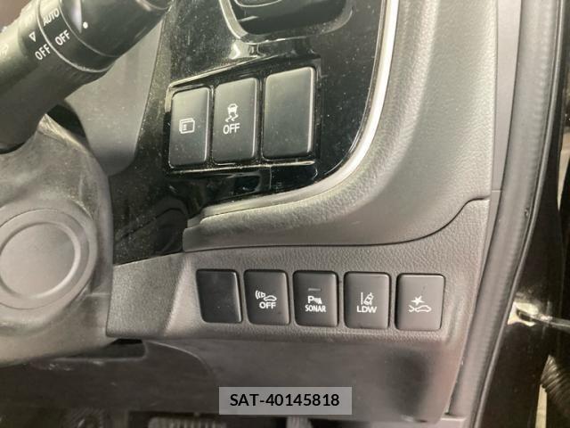 Mitsubishi OUTLANDER PHEV 2017-11 7329231-24