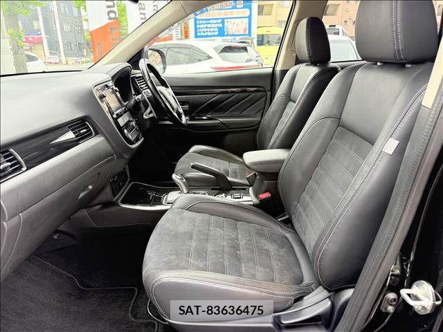 Mitsubishi OUTLANDER PHEV 2015-12 7329233-24