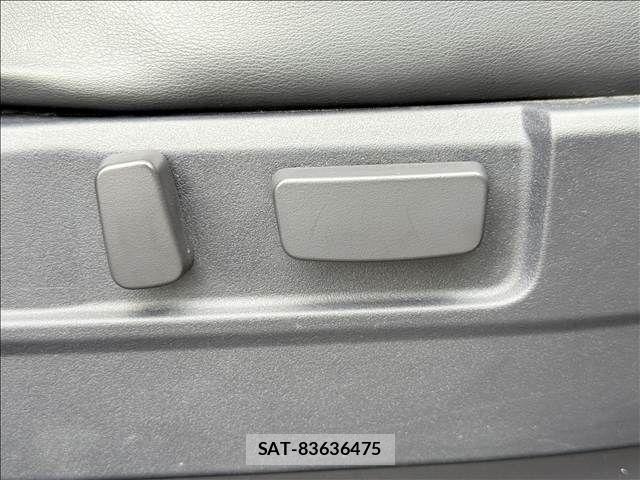 Mitsubishi OUTLANDER PHEV 2015-12 7329233-27