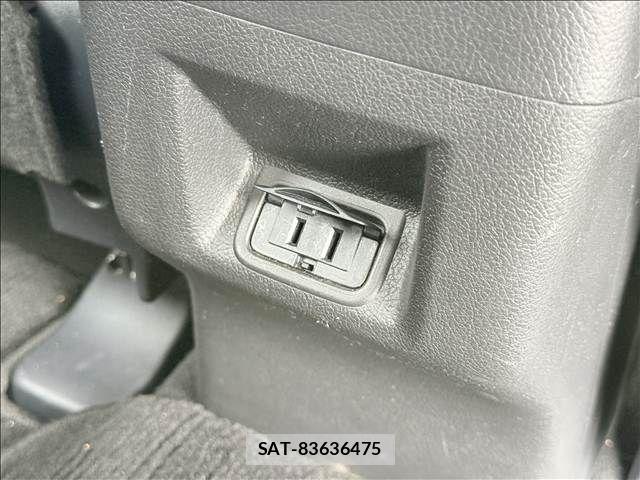 Mitsubishi OUTLANDER PHEV 2015-12 7329233-28