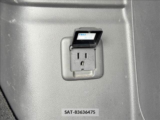 Mitsubishi OUTLANDER PHEV 2015-12 7329233-29