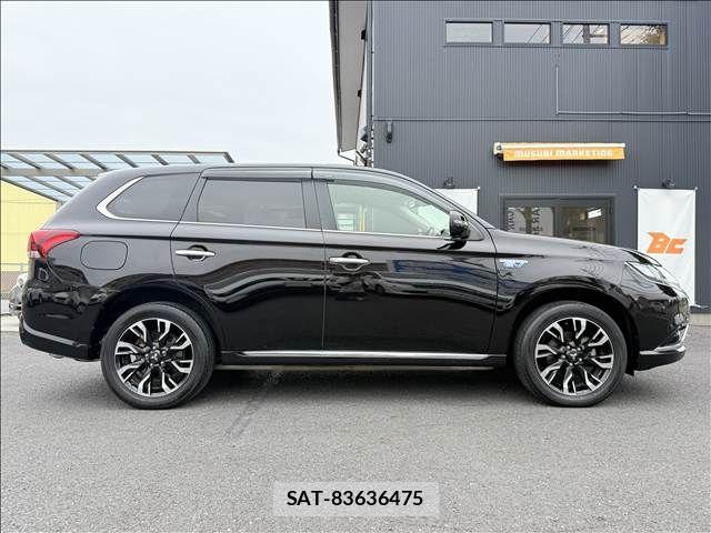 Mitsubishi OUTLANDER PHEV 2015-12 7329233-6