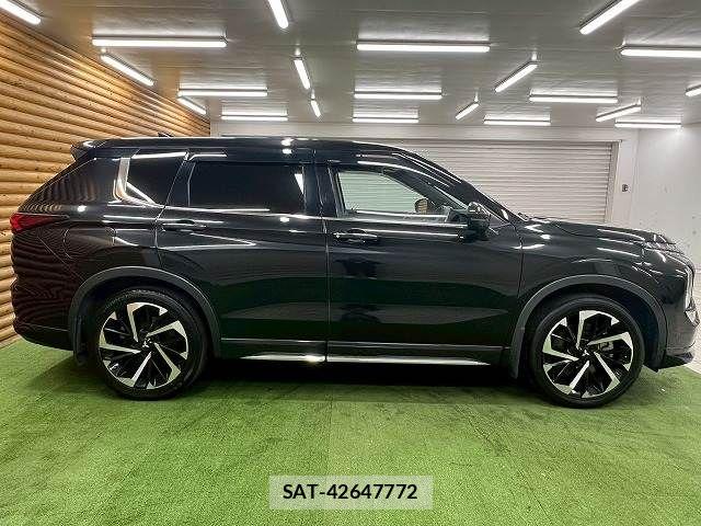 Mitsubishi OUTLANDER PHEV 2022-01 7359242-17