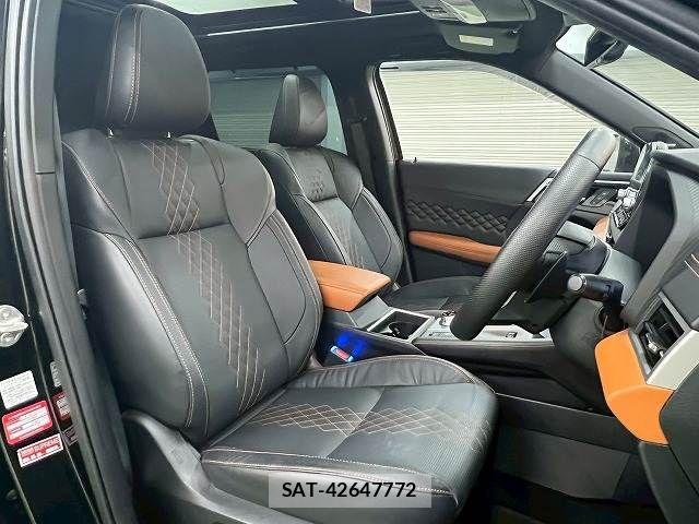 Mitsubishi OUTLANDER PHEV 2022-01 7359242-7