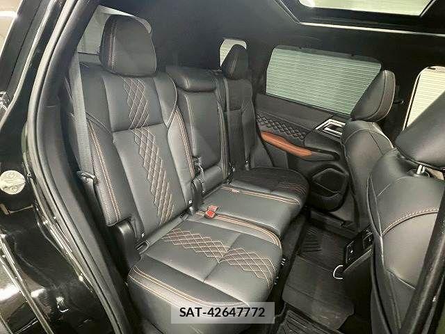 Mitsubishi OUTLANDER PHEV 2022-01 7359242-8