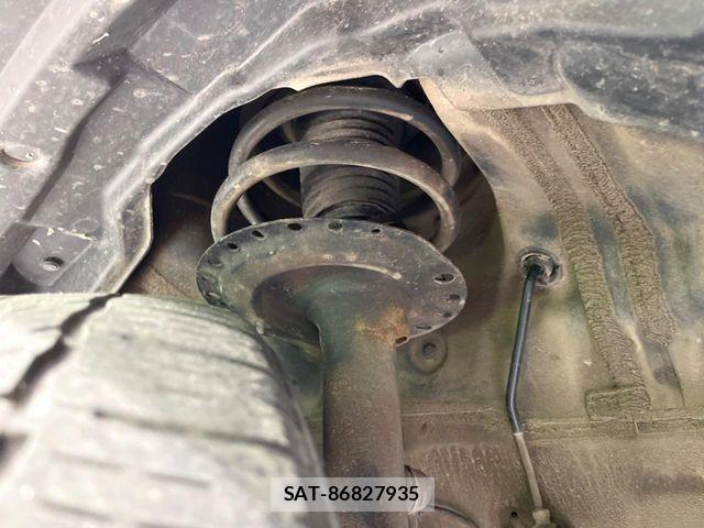 Mitsubishi OUTLANDER PHEV 2015-10 7359253-19
