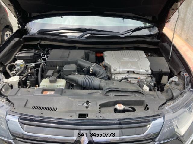 Mitsubishi OUTLANDER PHEV 2015-12 7359254-10