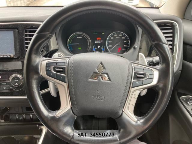 Mitsubishi OUTLANDER PHEV 2015-12 7359254-19