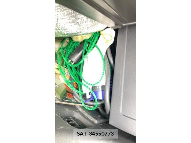 Mitsubishi OUTLANDER PHEV 2015-12 7359254-23