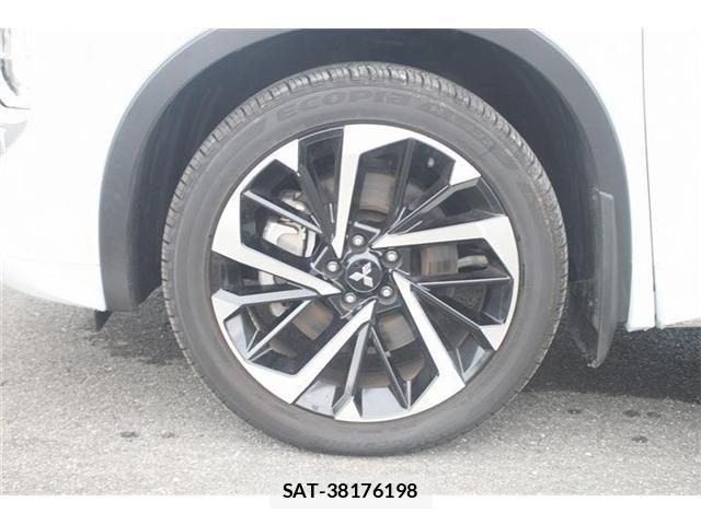 Mitsubishi OUTLANDER PHEV 2023-07 7359245-23