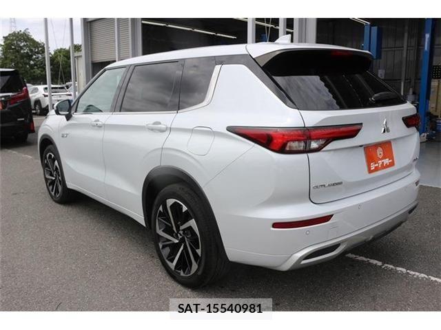 Mitsubishi OUTLANDER PHEV 2022-09 7359246-9