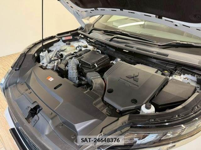 Mitsubishi OUTLANDER PHEV 2022-04 7359241-19