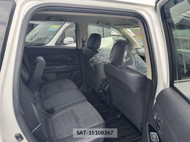 Mitsubishi OUTLANDER PHEV 2019-01 7359248-22
