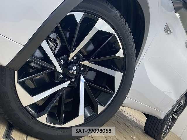 Mitsubishi OUTLANDER PHEV 2022-02 7359243-18