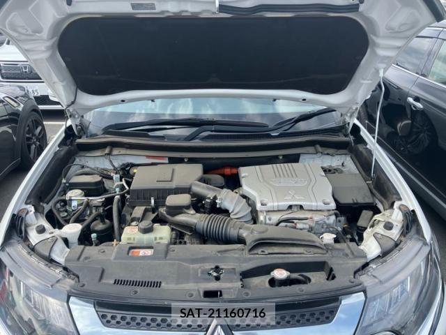 Mitsubishi OUTLANDER PHEV 2019-11 7359247-11
