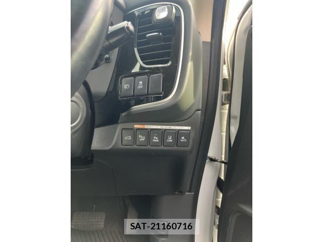 Mitsubishi OUTLANDER PHEV 2019-11 7359247-18