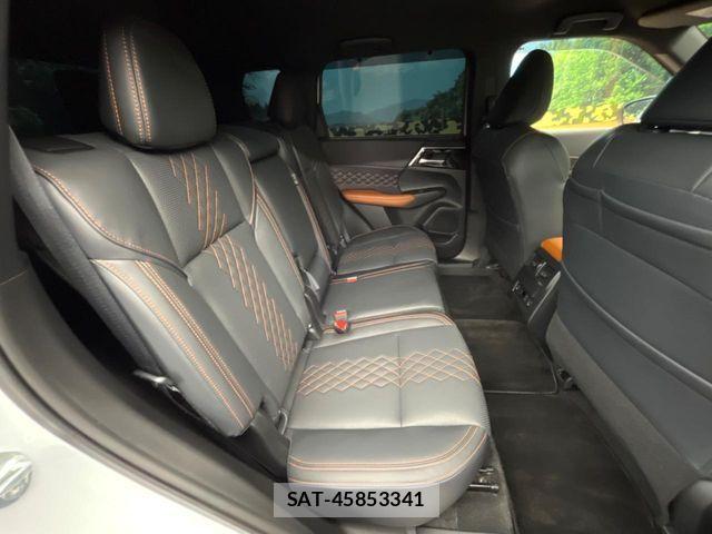 Mitsubishi OUTLANDER PHEV 2024-07 7393469-8
