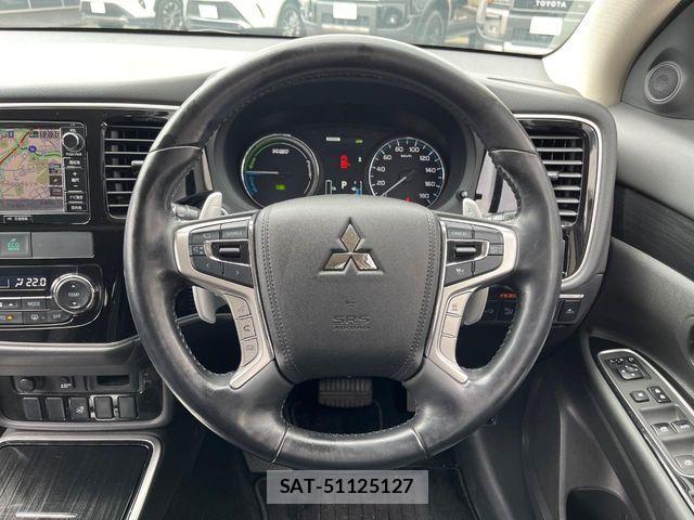 Mitsubishi OUTLANDER PHEV 2015-07 7393479-10