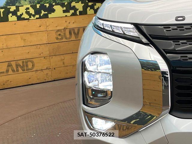 Mitsubishi OUTLANDER PHEV 2023-12 7393471-11