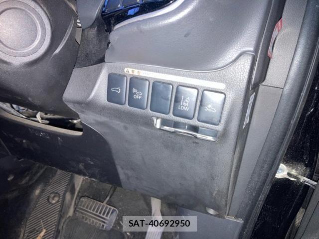 Mitsubishi OUTLANDER PHEV 2015-07 7393483-12