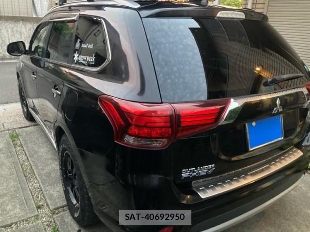 Mitsubishi OUTLANDER PHEV 2015-07 7393483-6