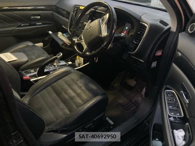 Mitsubishi OUTLANDER PHEV 2015-07 7393483-8