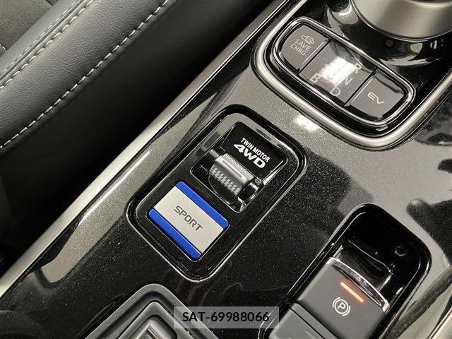 Mitsubishi OUTLANDER PHEV 2019-09 7393477-12
