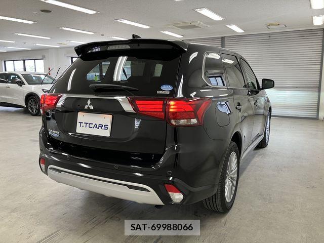 Mitsubishi OUTLANDER PHEV 2019-09 7393477-23